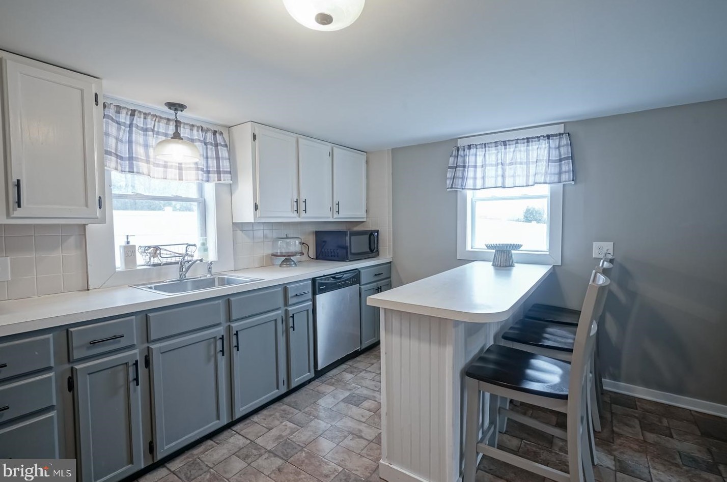 72 Chew Rd, Elm NJ  08037-3349 exterior