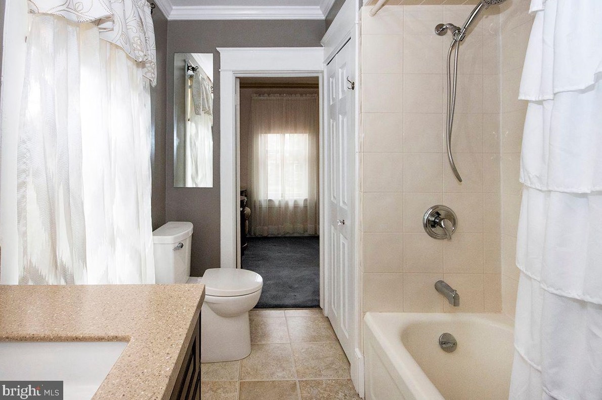 339 Central Ave, Elm NJ  08037-1636 exterior