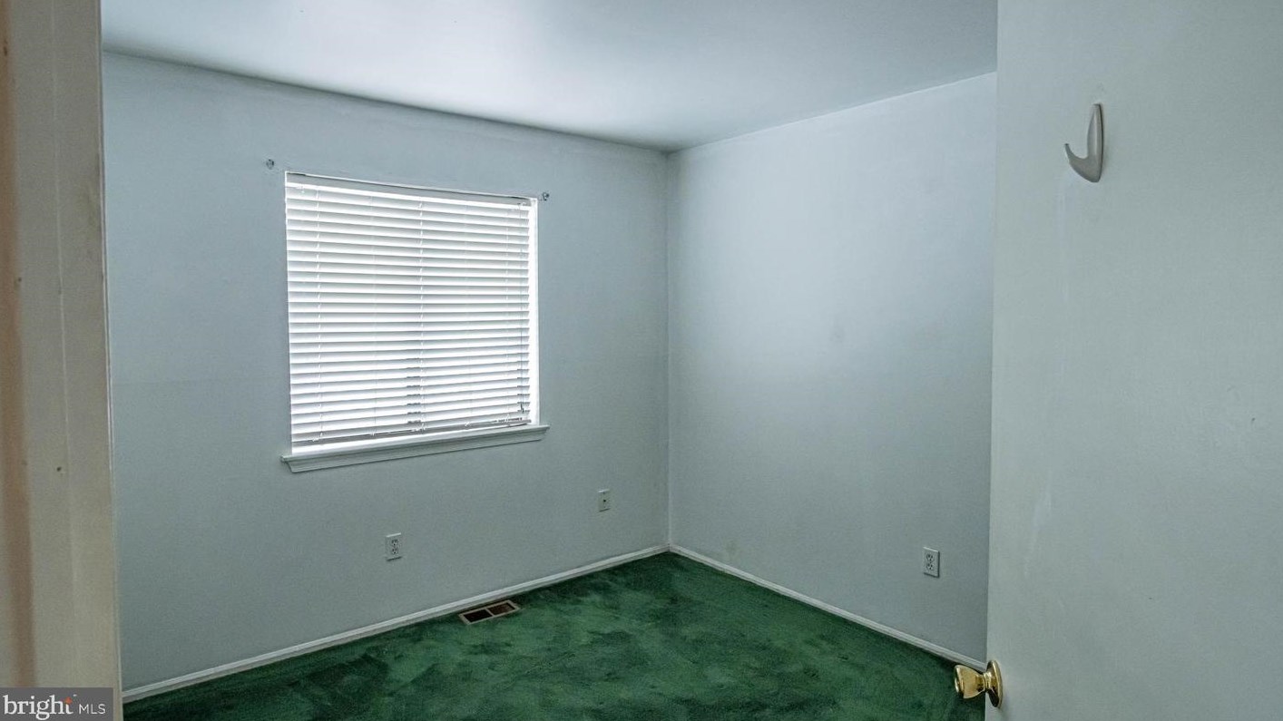 54 Jamestown Blvd, Elm NJ  08037-2108 exterior