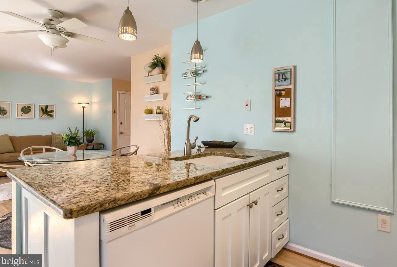 178 39 St, Brigantine City NJ 08203-3302 exterior