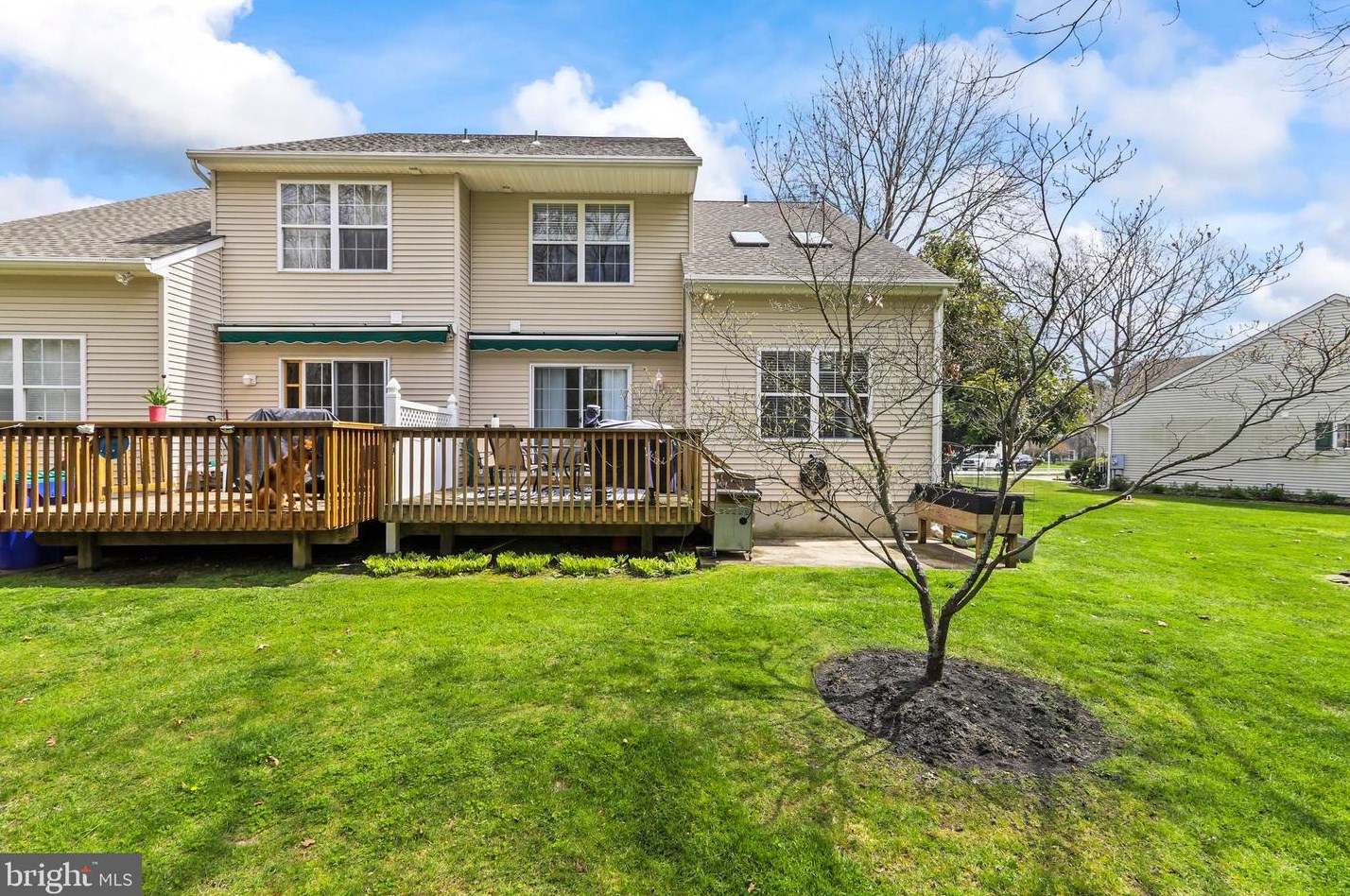 54 Kay Dr, Elm NJ  08037-1203 exterior