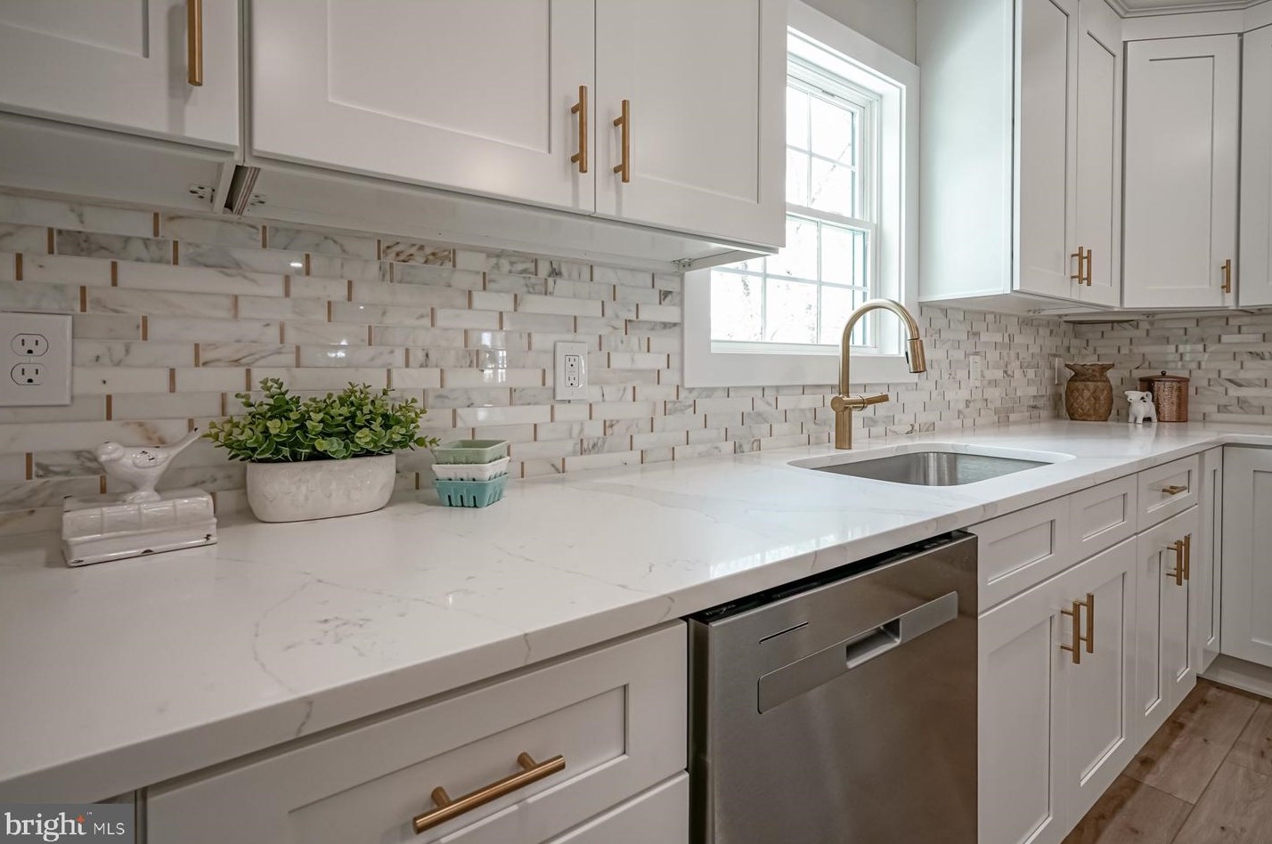 747 Bellevue Ave, Elm NJ 08037-1830 exterior