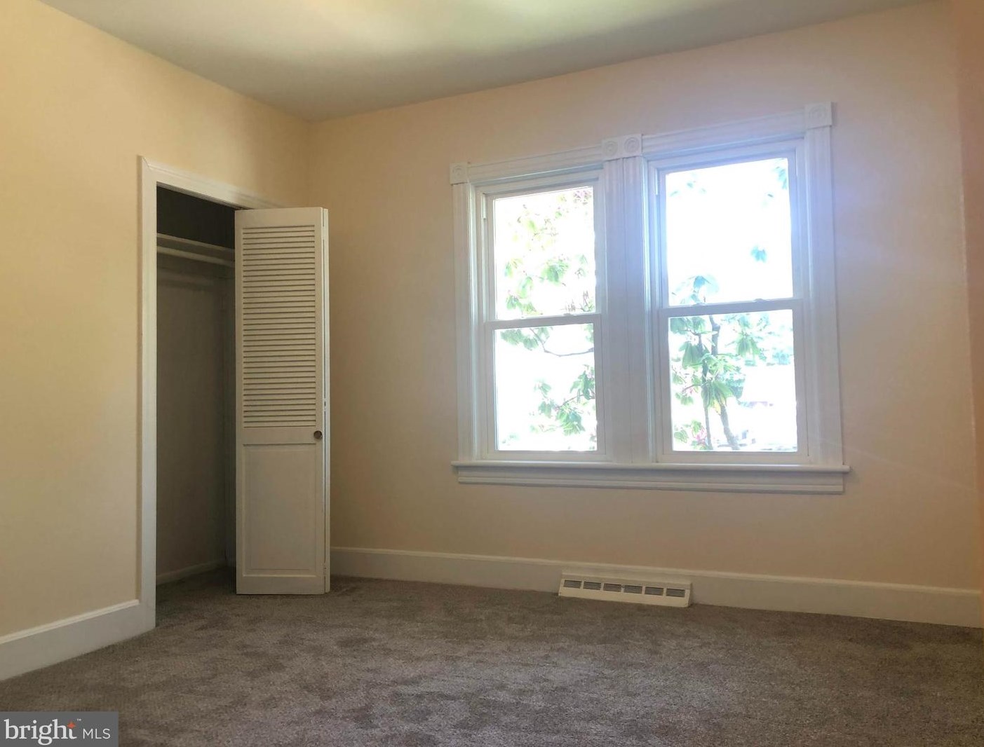 610 Peach St, Elm NJ  08037-1619 exterior