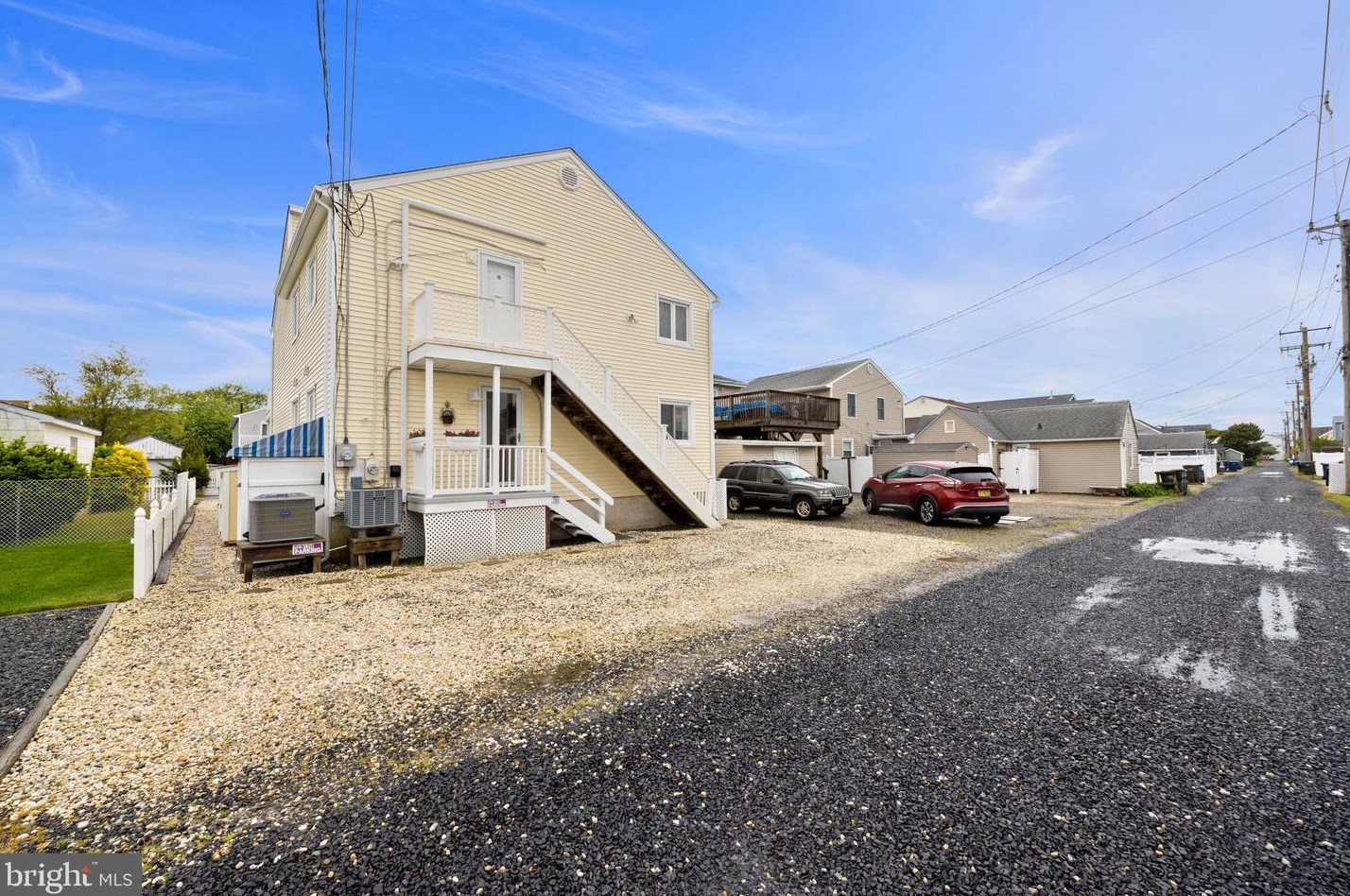 289 40th St, Brigantine City NJ  08203-3305 exterior