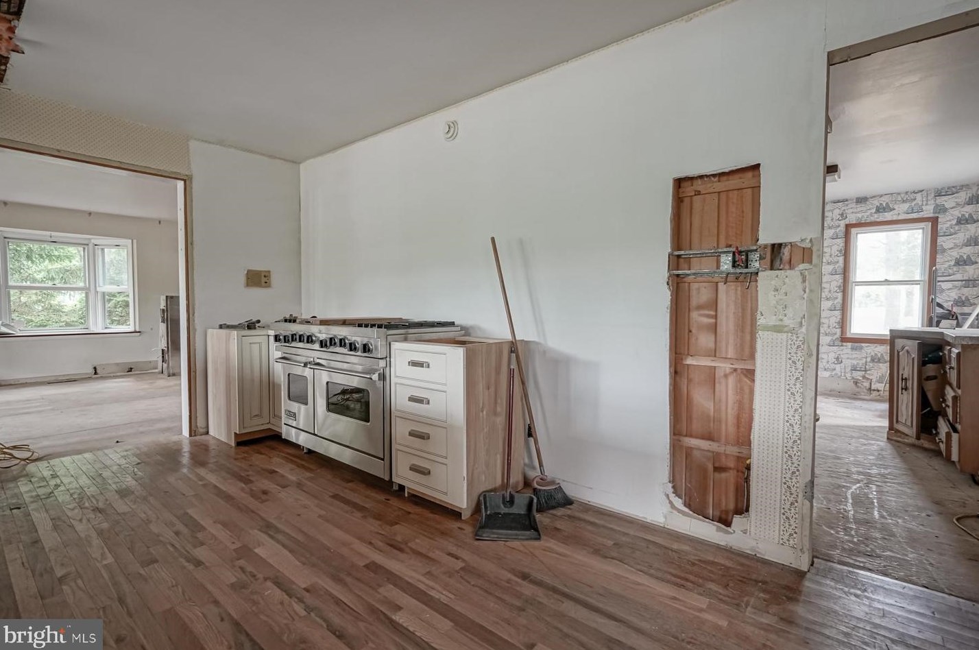 932 Central Ave, Elm NJ  08037-1117 exterior