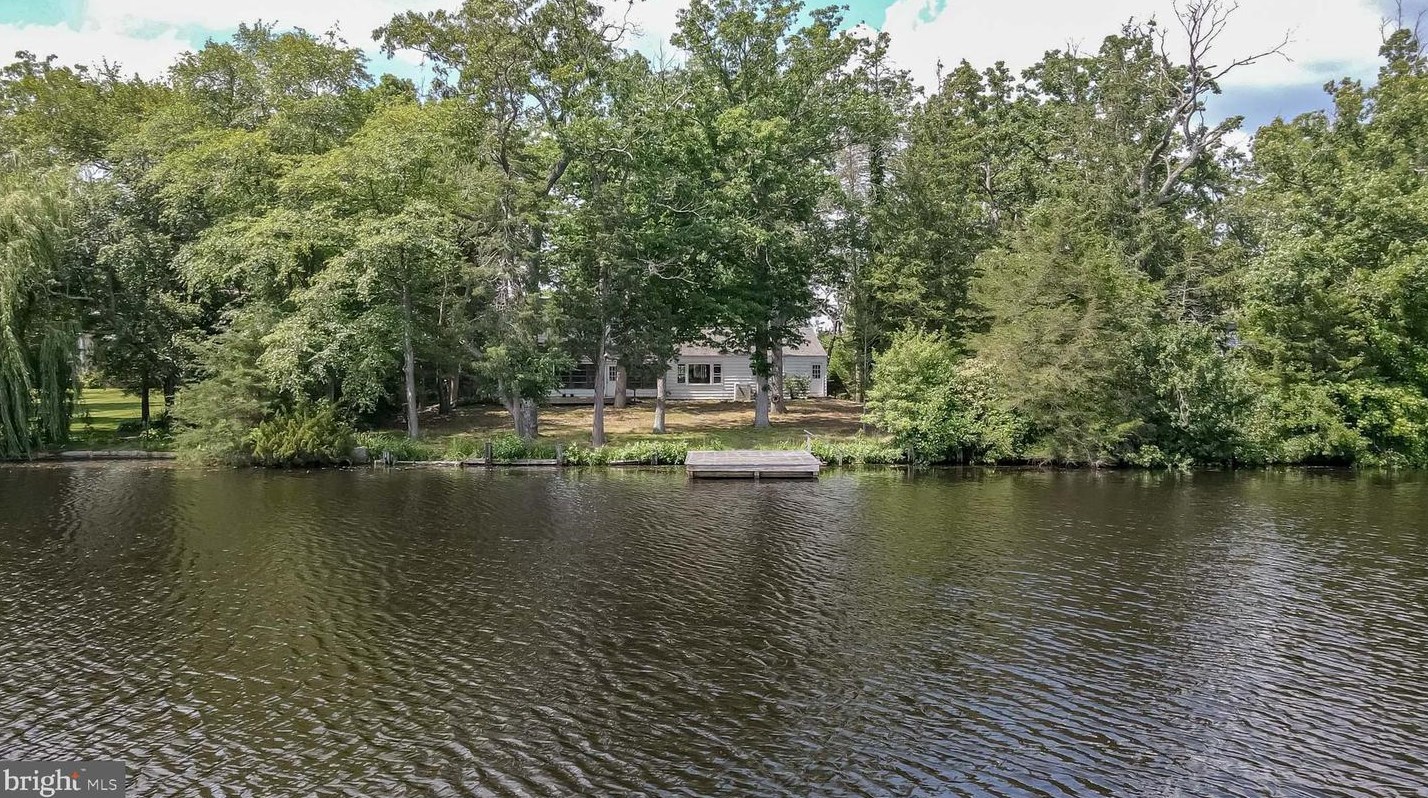 932 Central Ave, Elm NJ  08037-1117 exterior