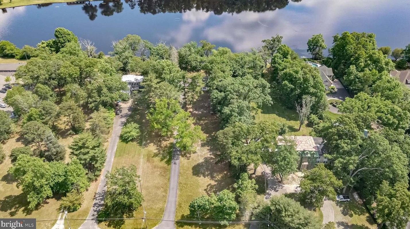 932 Central Ave, Elm NJ  08037-1117 exterior