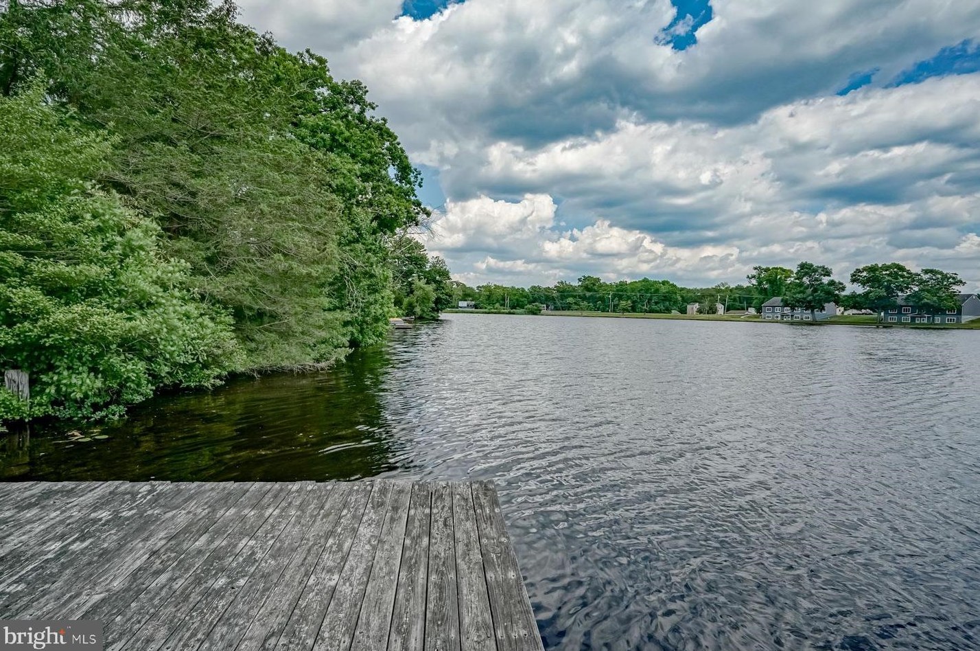 932 Central Ave, Elm NJ  08037-1117 exterior