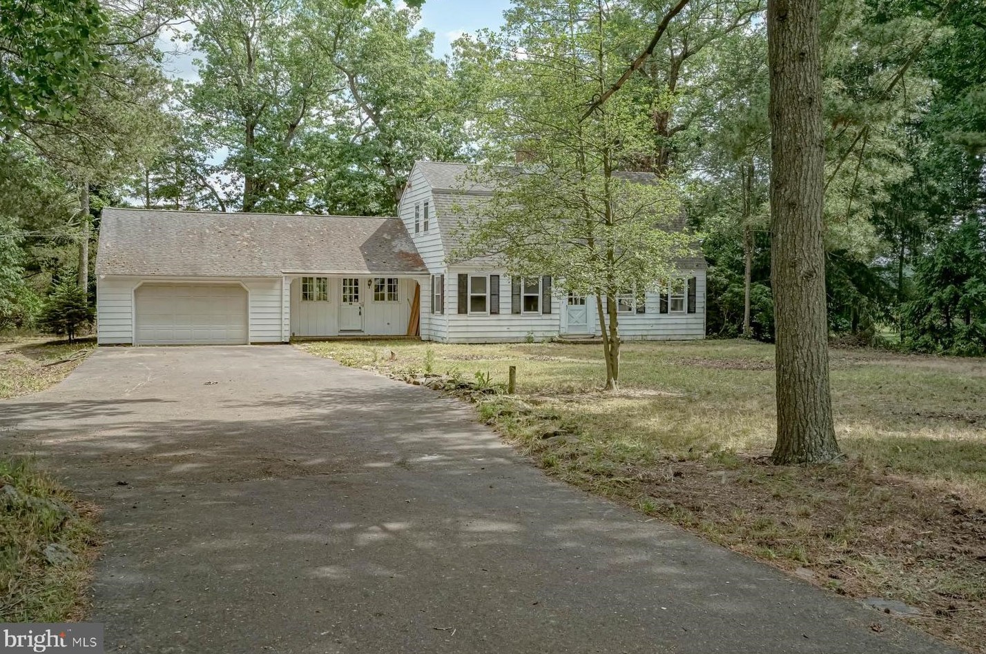 932 Central Ave, Elm NJ  08037-1117 exterior