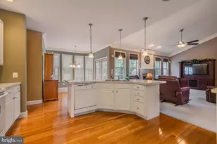 426 Bella Vita Ct, Hammonton, NJ 08037 - Photo 5