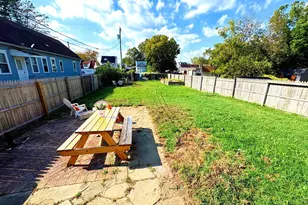 215 Chicago Ave, Egg Harbor City, NJ 08215 - Photo 9