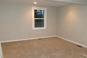 323 Woodlawn Ave, Williamstown, NJ 08094 - Photo 3