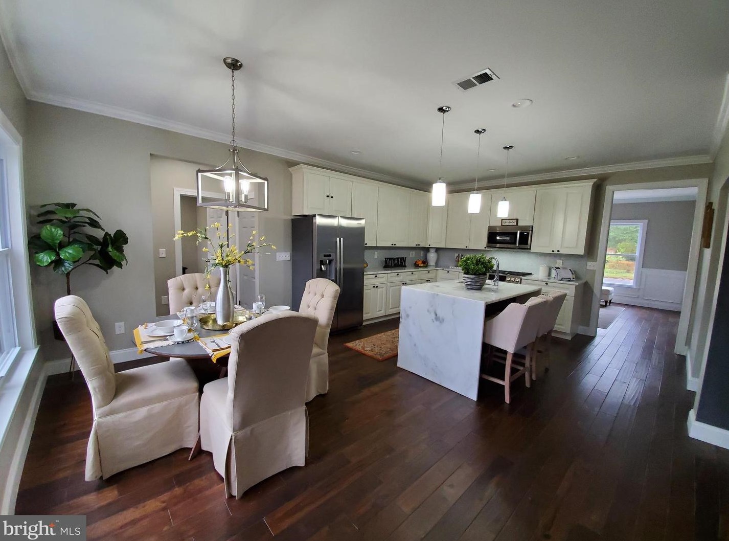 703 Devon Rd, Moorestown NJ 08057-1644 exterior