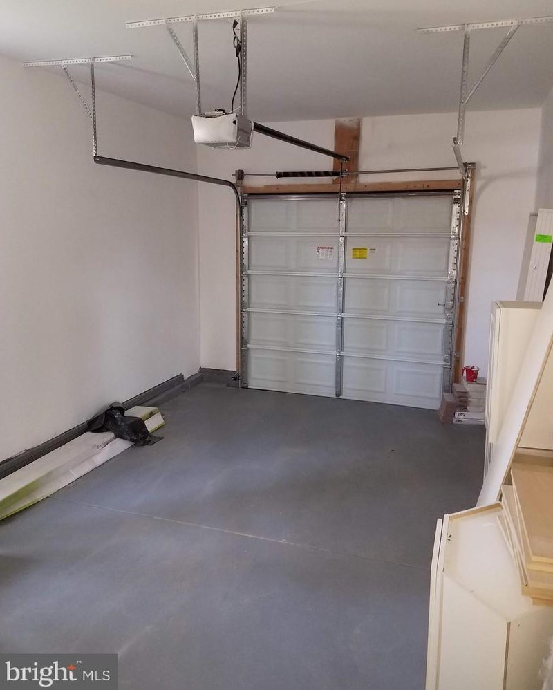 703 Devon Rd, Moorestown NJ 08057-1644 exterior