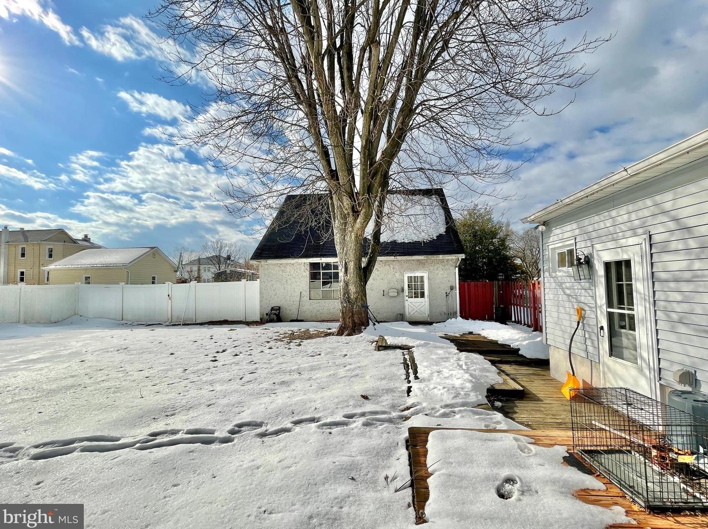 24 W 4th St, Florence, NJ 08518