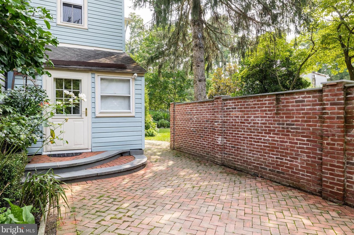 312 Elm St, Moorestown NJ  08057-3616 exterior