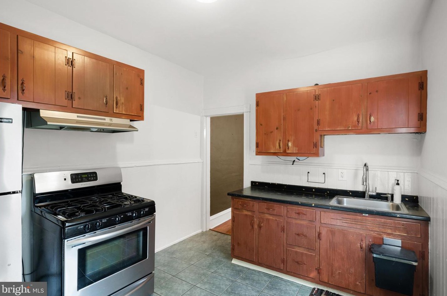 312 Elm St, Moorestown NJ  08057-3616 exterior