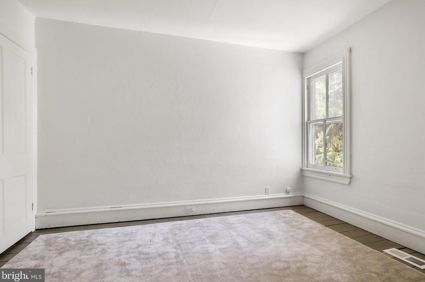 312 Elm St, Moorestown NJ  08057-3616 exterior