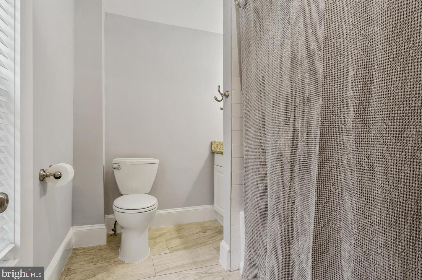 419 Church St, Moorestown NJ  08057-1742 exterior