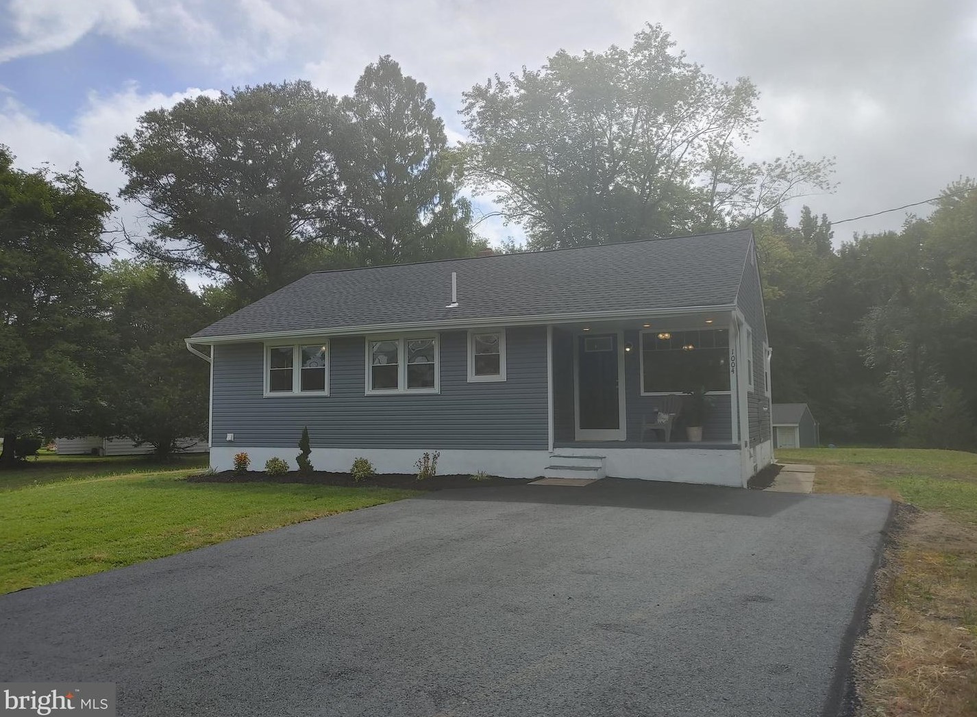 1004 Hainesport Mount Laurel Rd, Mount Laurel NJ  08054-6284 exterior