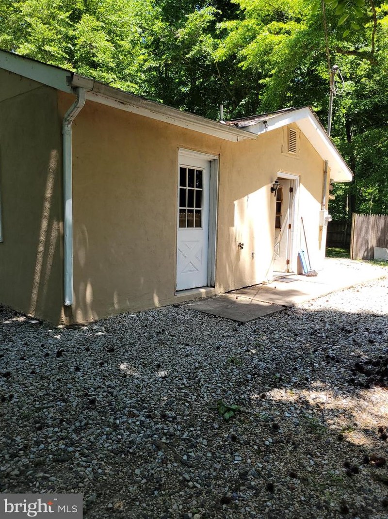 216 Hartford Rd, Medford NJ  08055-9559 exterior