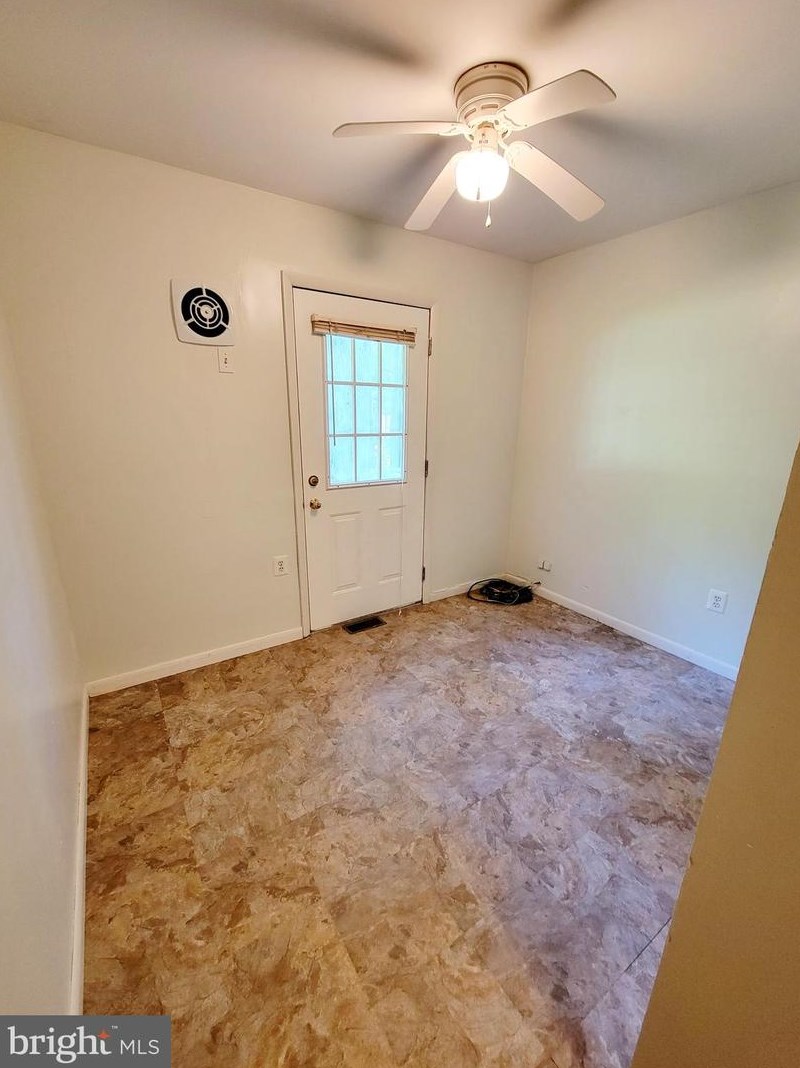 216 Hartford Rd, Medford NJ  08055-9559 exterior