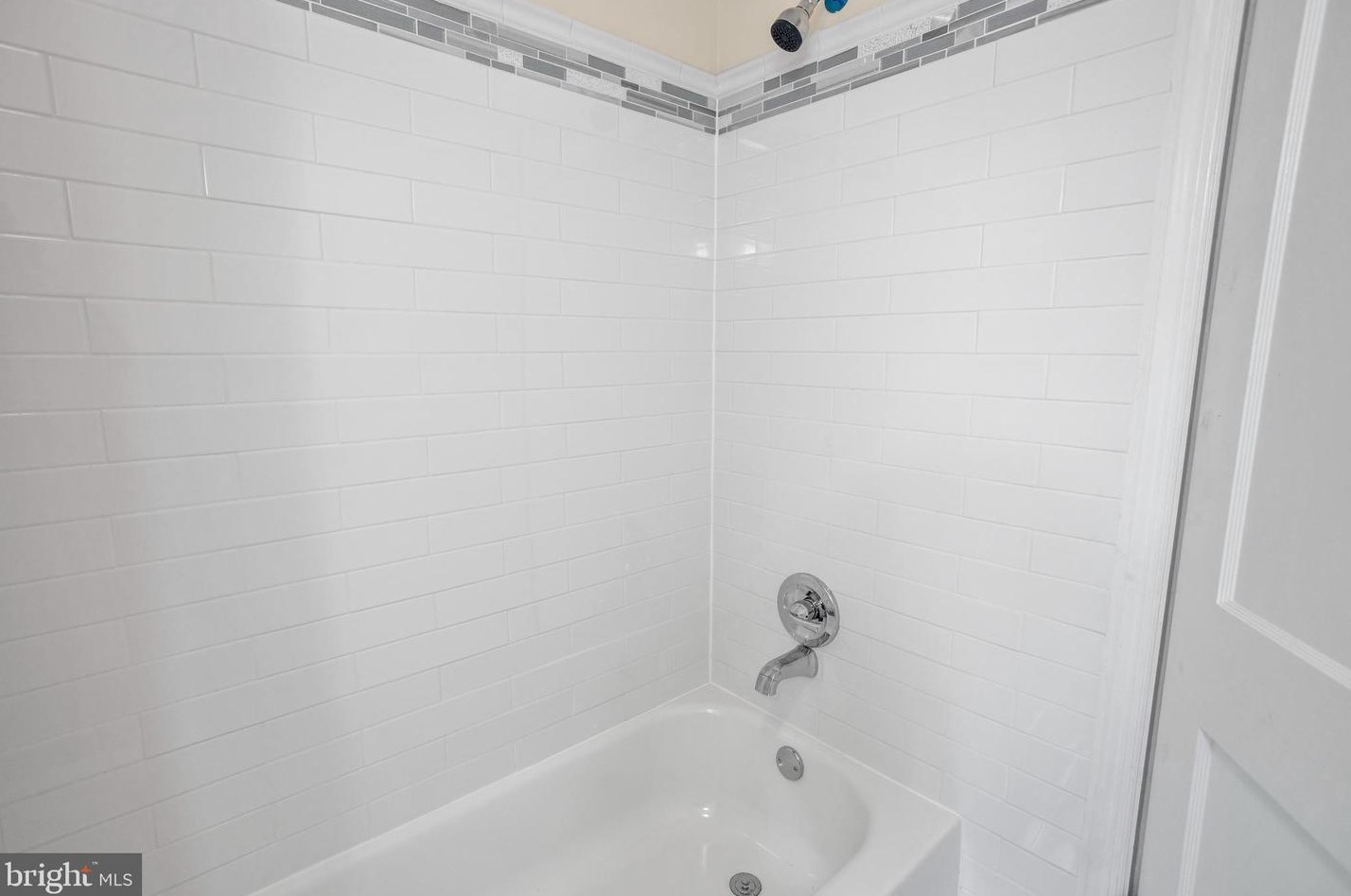 6 Daniel Ave, Chesterfield NJ  08515-2603 exterior