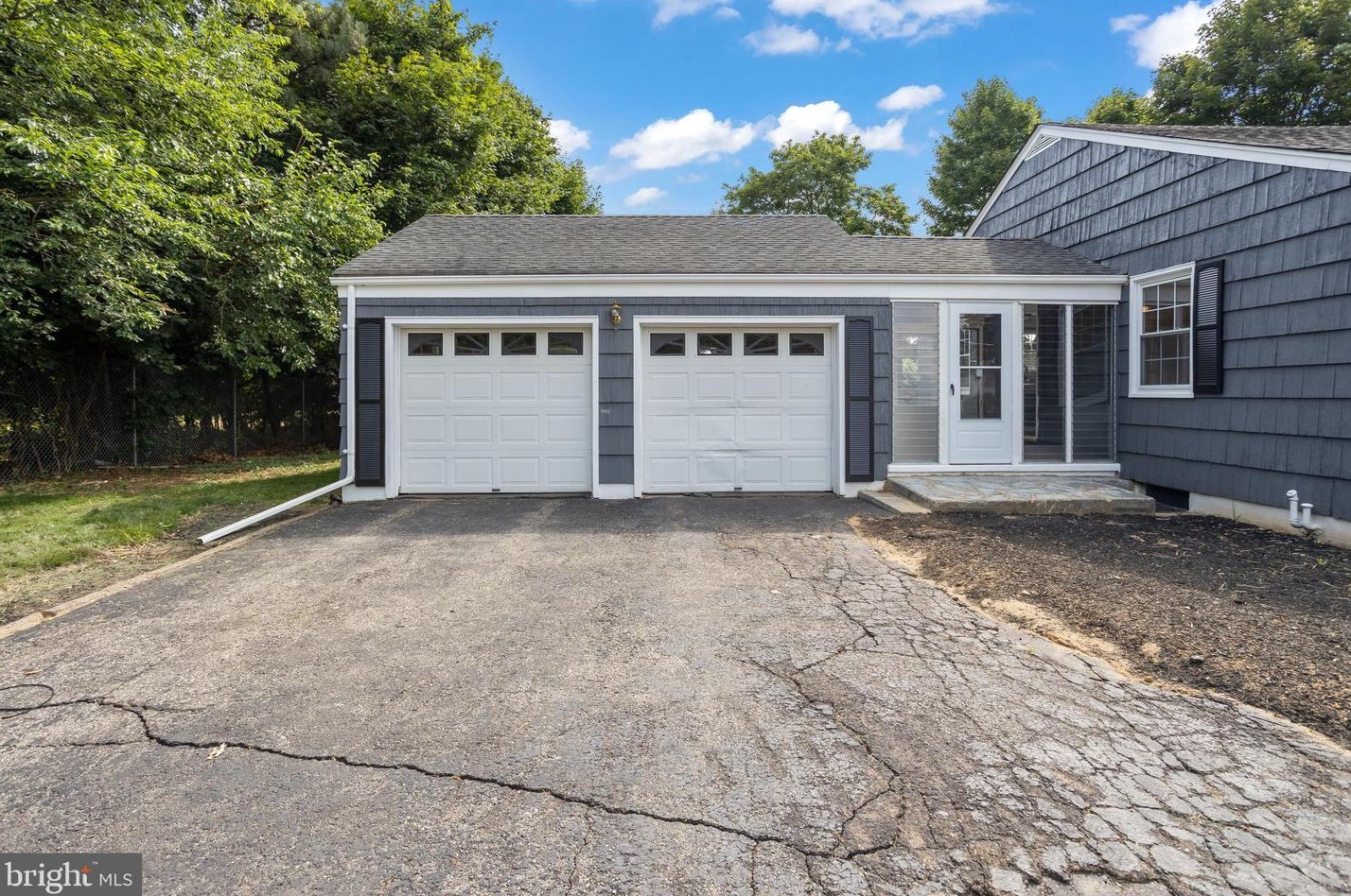 6 Daniel Ave, Chesterfield NJ  08515-2603 exterior