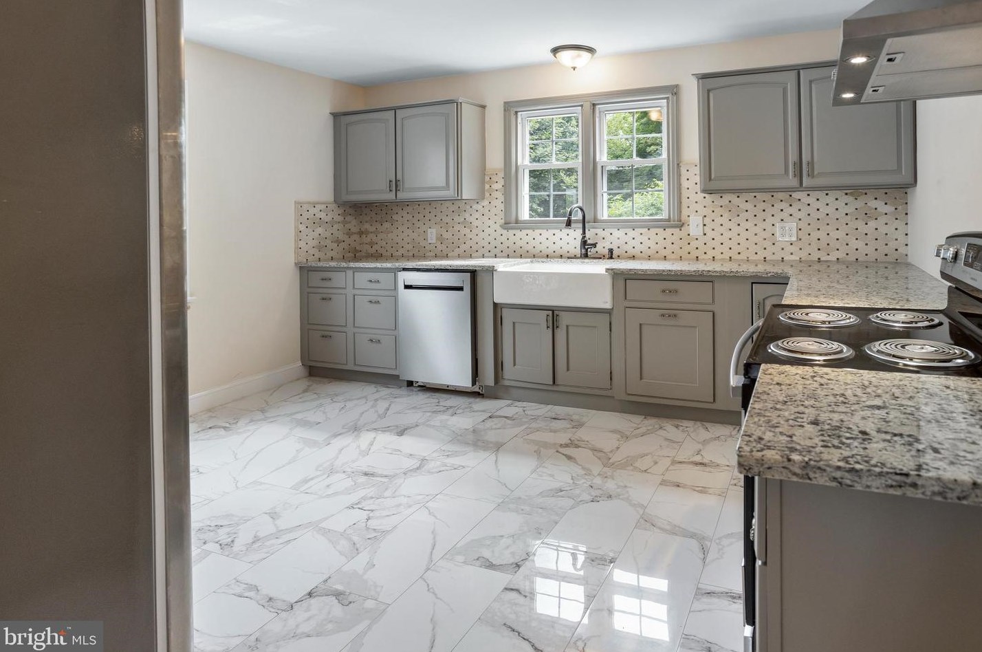 6 Daniel Ave, Chesterfield NJ  08515-2603 exterior