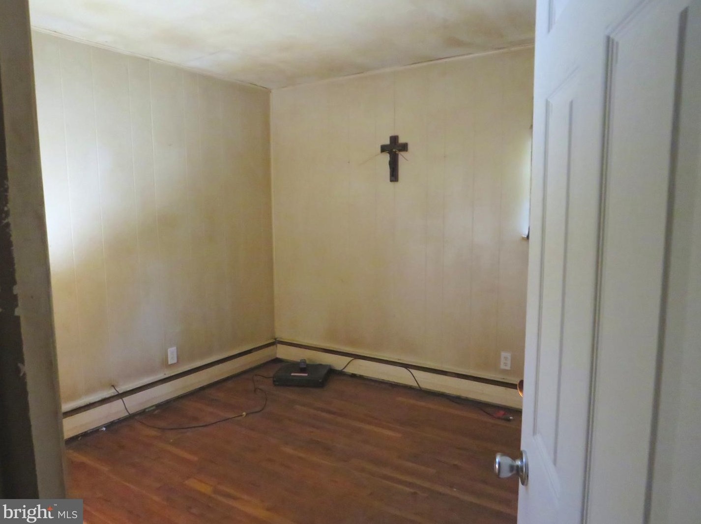 408 Gln Ave, Moorestown NJ 08057-1760 exterior