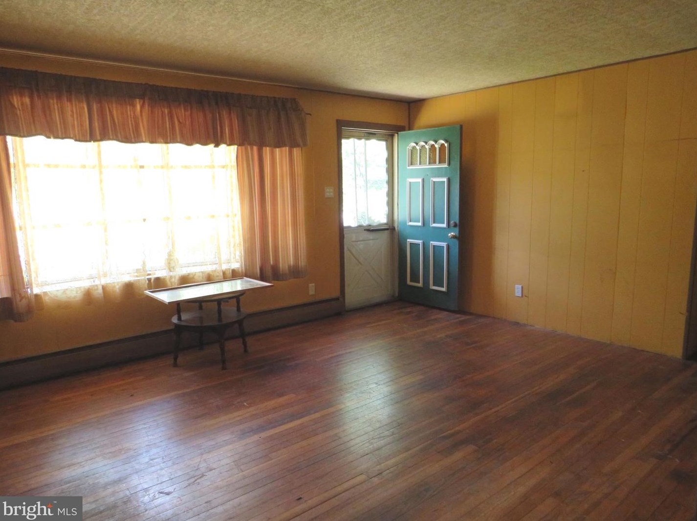 408 Gln Ave, Moorestown NJ 08057-1760 exterior