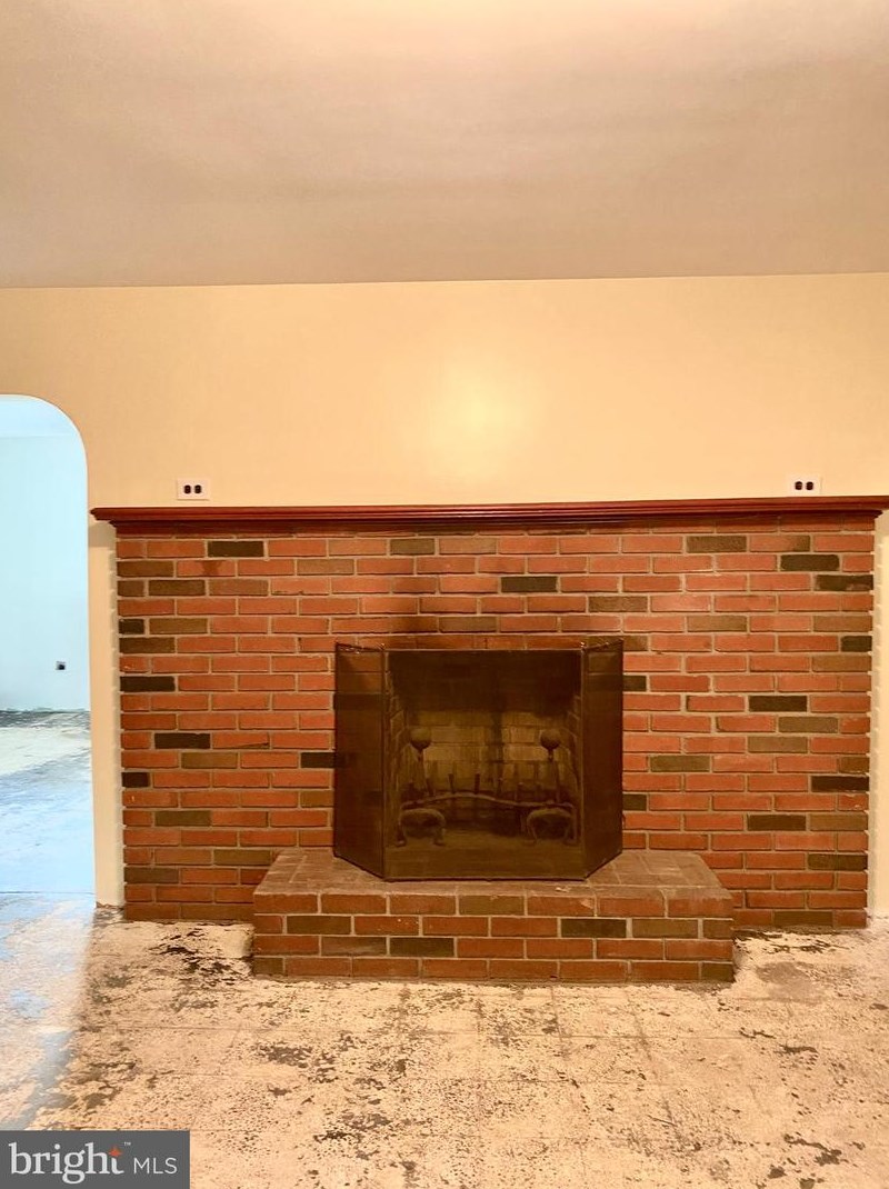 303 Chairville Rd, Southampton NJ  08088-2816 exterior