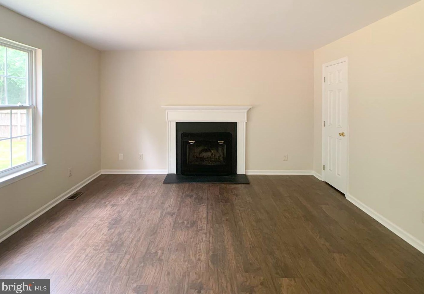 18 White Pne Dr, Medford NJ  08055-9340 exterior