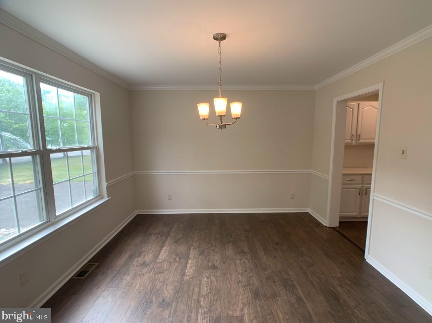 18 White Pne Dr, Medford NJ  08055-9340 exterior