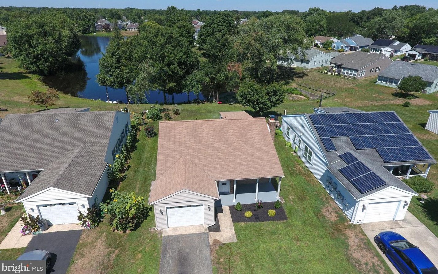 177 Dorchester Dr, Southampton NJ  08088-1149 exterior