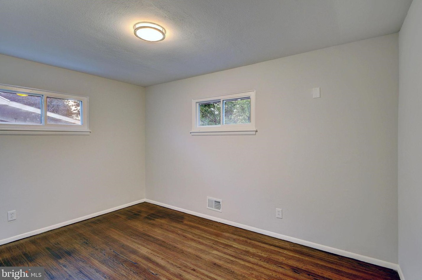 69 Charles Bossert Dr, Chesterfield NJ  08505-2750 exterior