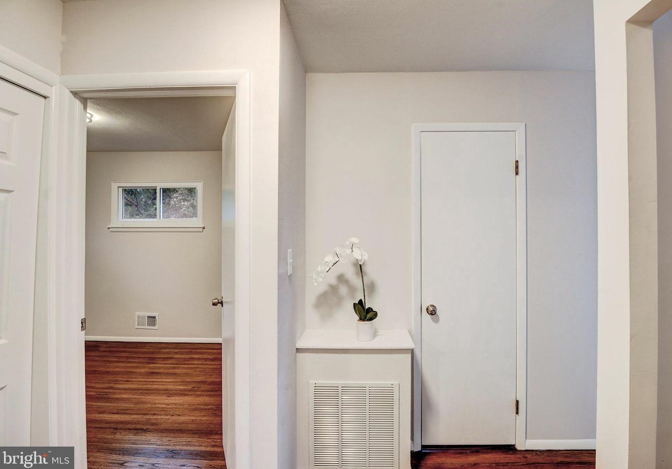 69 Charles Bossert Dr, Chesterfield NJ  08505-2750 exterior