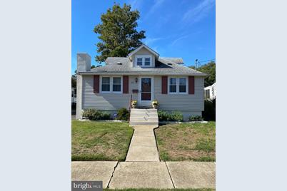 83 Stewart Avenue - Photo 1