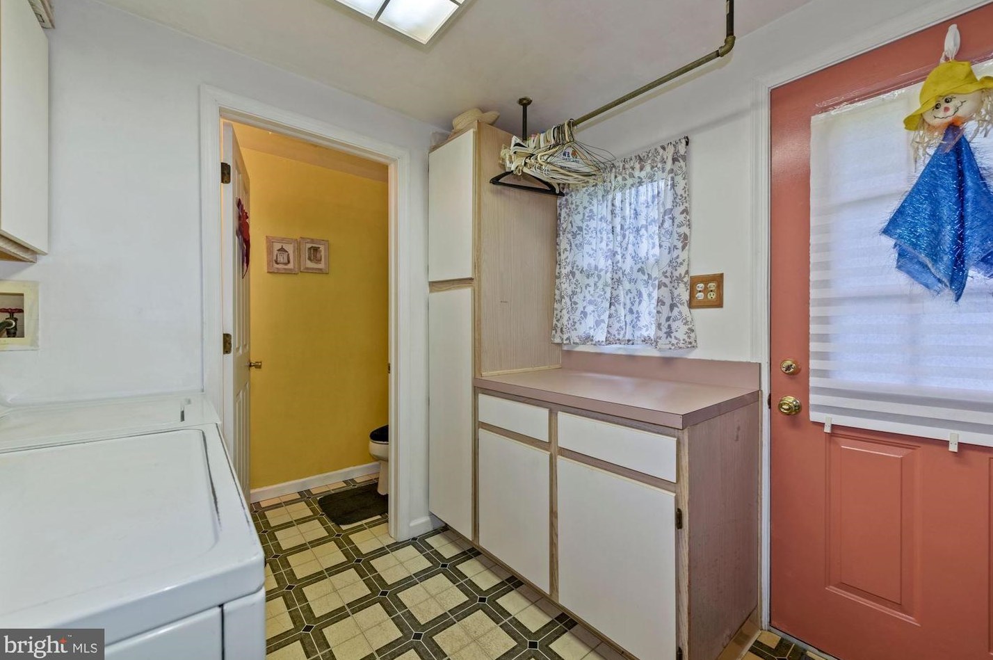 313 Linden St, Moorestown NJ 08057-3623 exterior