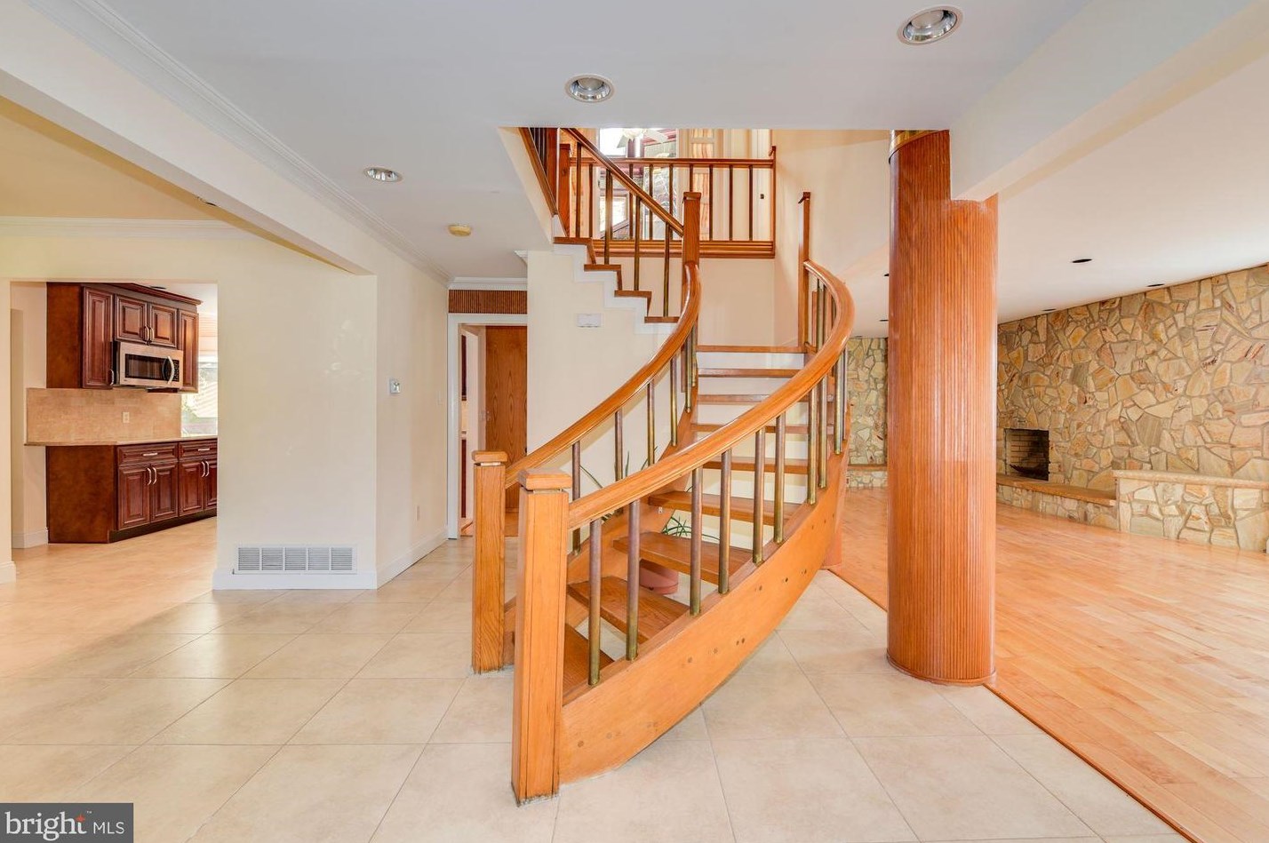 206 Frst Ave, Medford NJ 08055-3443 exterior