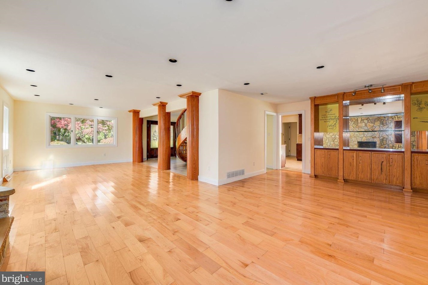 206 Frst Ave, Medford NJ 08055-3443 exterior