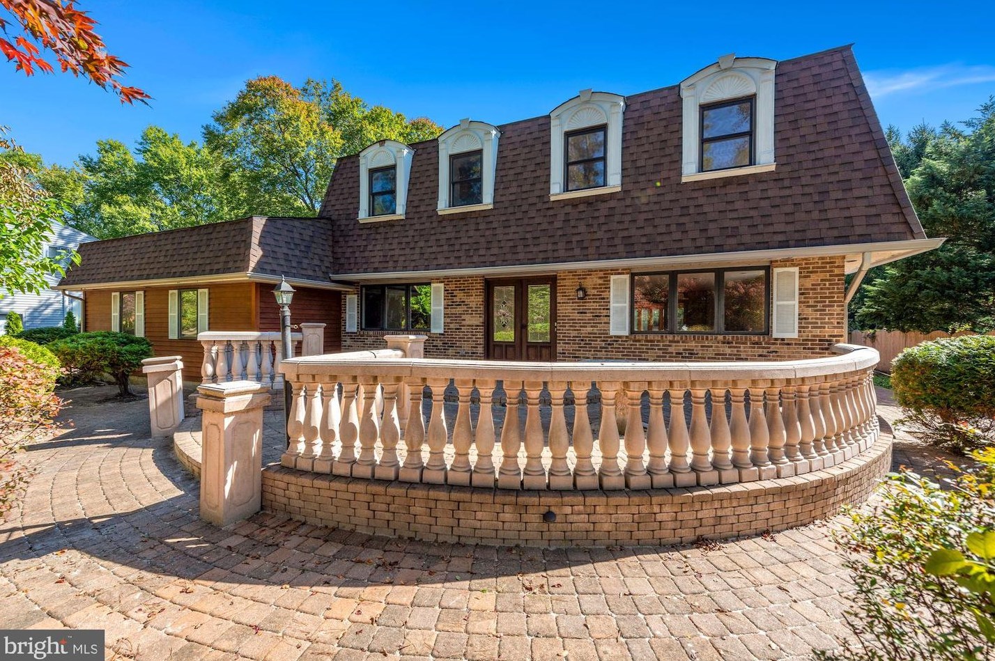 206 Frst Ave, Medford NJ 08055-3443 exterior