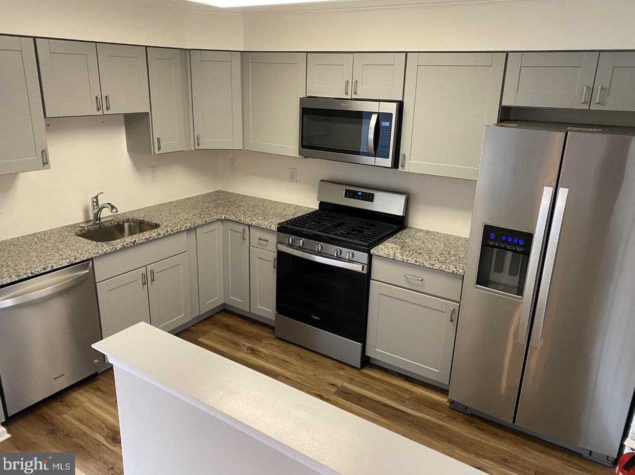2903 Saxony Dr, Mount Laurel NJ  08054-6812 exterior