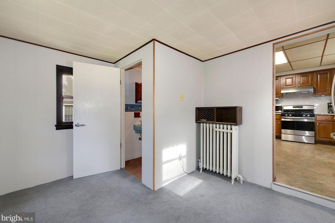 27 Harding Ave, Moorestown NJ 08057-1014 exterior