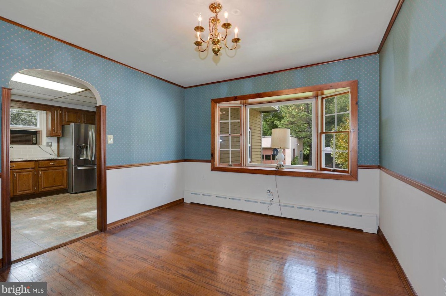 27 Harding Ave, Moorestown NJ 08057-1014 exterior