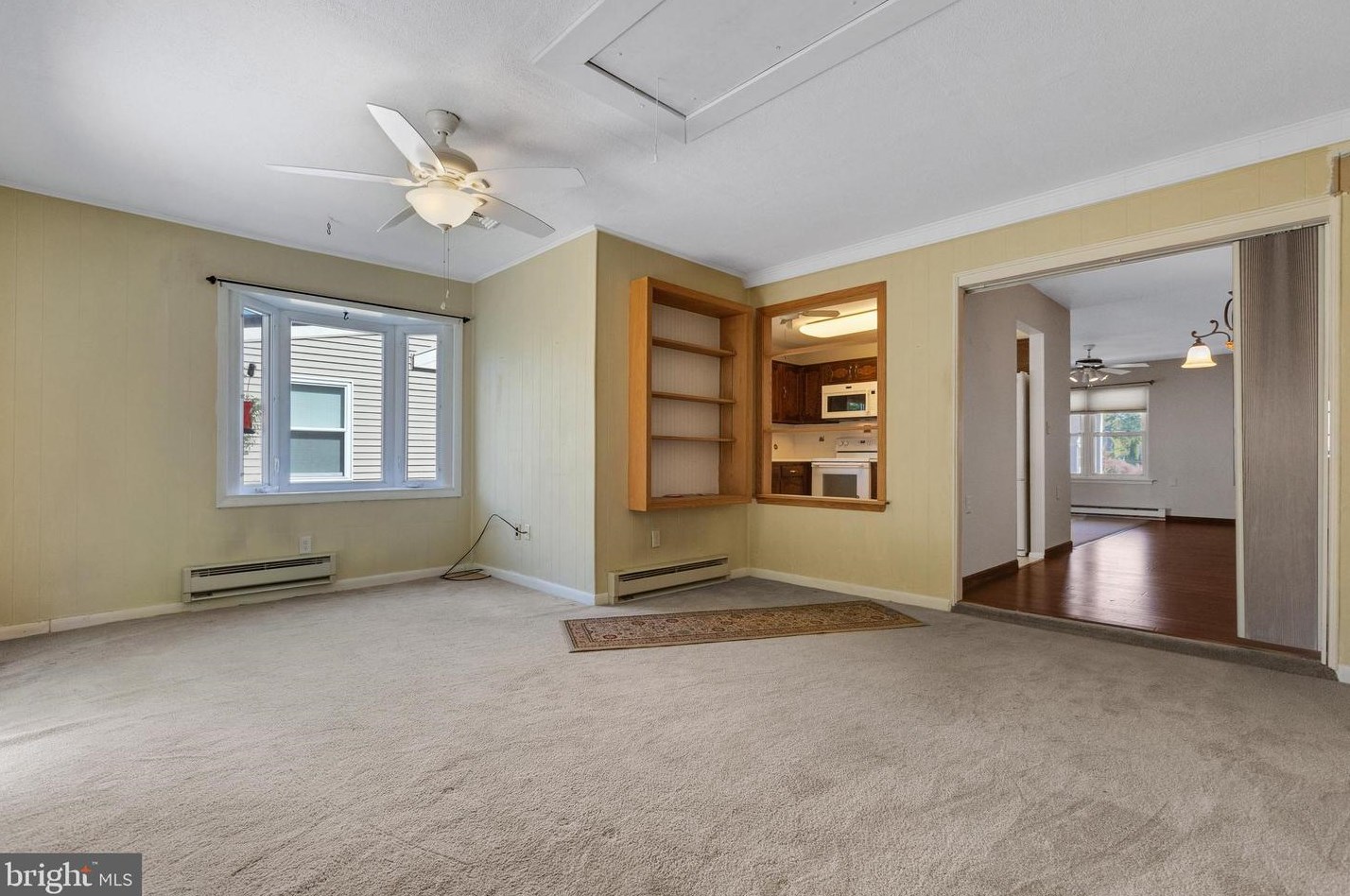 36 Finchley Ct, Southampton NJ  08088-1008 exterior