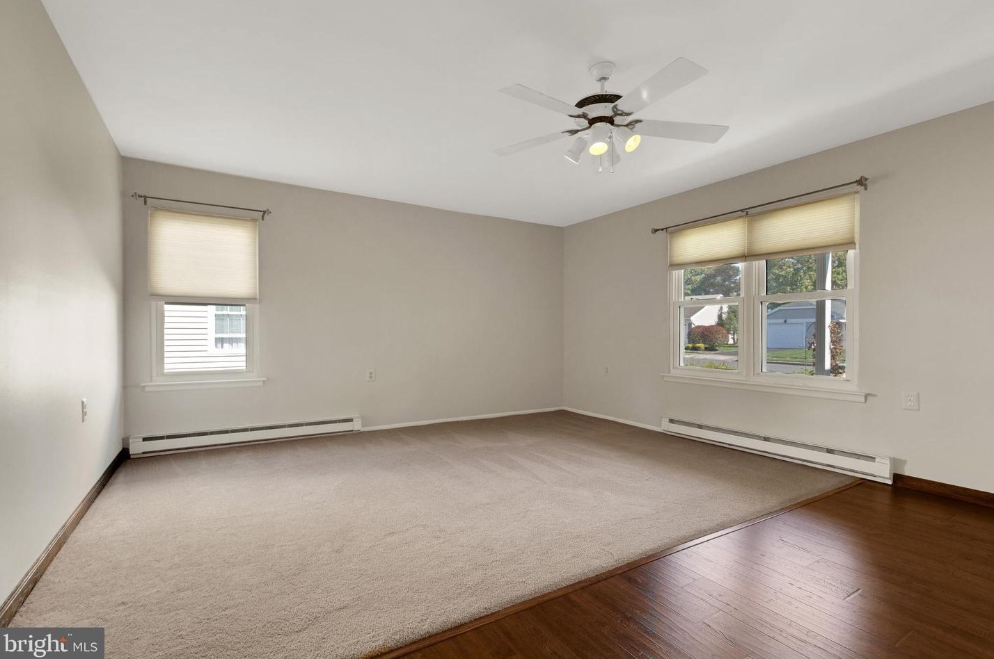 36 Finchley Ct, Southampton NJ  08088-1008 exterior