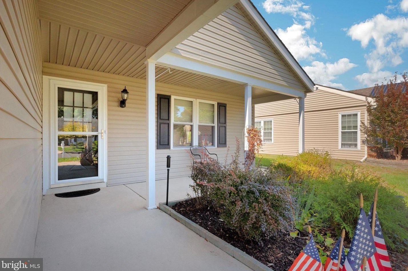 36 Finchley Ct, Southampton NJ  08088-1008 exterior