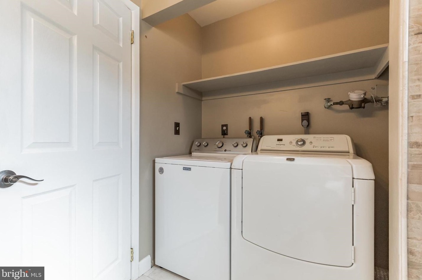 36 Finchley Ct, Southampton NJ  08088-1008 exterior