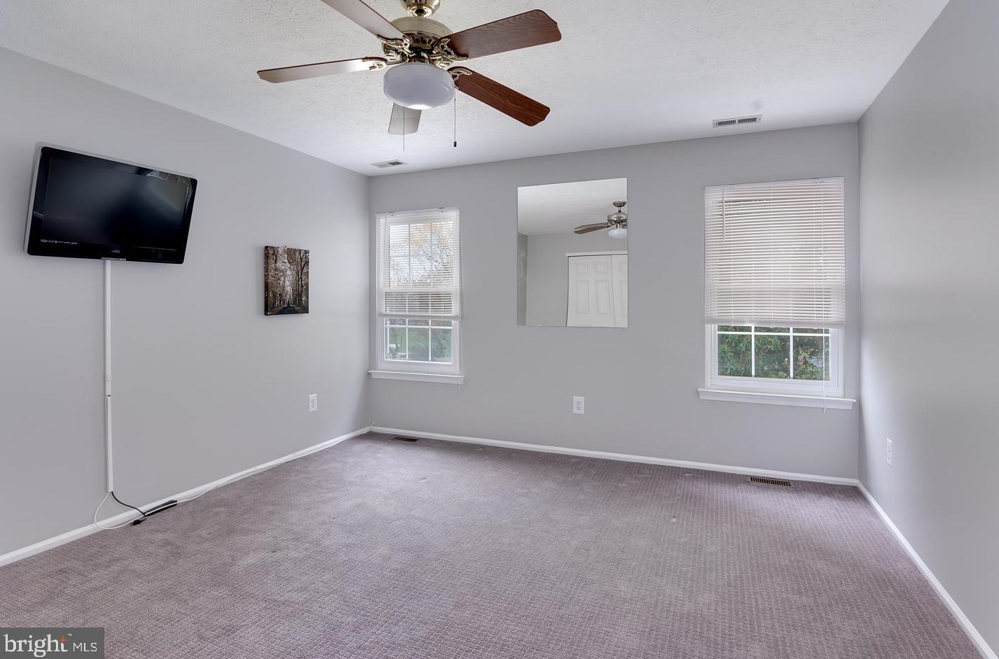 303 Moonseed Pl, Mount Laurel NJ  08054-4940 exterior